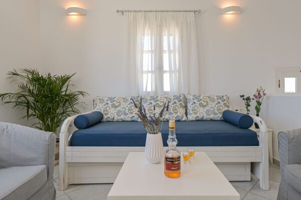 AVROS VILLA